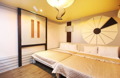 Namhae Hotel | Discover Namhae: Eco-Friendly Family Retreat with Breakfast