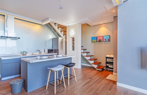 Namhae Hotel | Guest Rated: 9.8 at Namhae Lounge 32 Resort with Pool