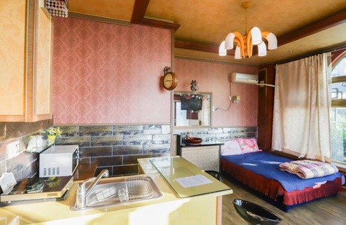 Namhae House | Eco-Friendly Namhae Viking Pension with Breakfast & Kitchen