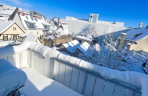 Memmingen Apartment | Discover NAMI - ROBIN: Family-Friendly City Apartments