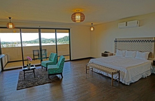 Puerto Carrillo Hotel | Relax at Nammbú Beachfront Bungalows with Pool & Spa