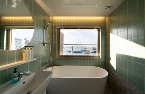 Jung-gu Hotel | Relaxing Nampo Ocean 2 Heaven Hotel & Spa with Top Amenities