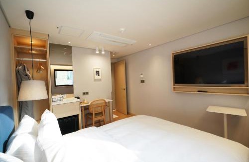Jung-gu Hotel | Relaxing Nampo Ocean2Heaven Hotel & Spa with Top Amenities
