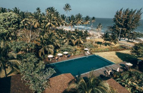 Saphli Resort | Relax at Nana Beach Hotel & Resort with Oceanfront Views
