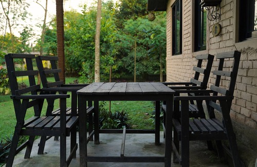 Kawasoti Cottage | Relax at Nana Jungle Resort with Oceanfront Views & Dining