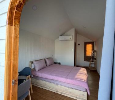 Sattahip Resort | Relax at Nana Resort Samae San - Pet & Child Friendly Stay