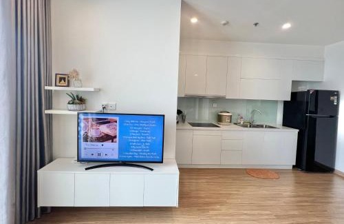 My Đinh Apartment | Premier Stay at Nanahousing - Vinhomes Skylake Apartments