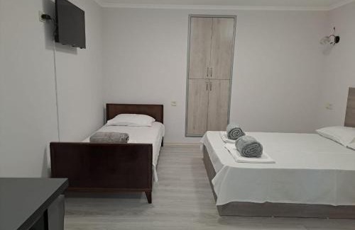 Gyumri Apartment | Highly Rated Nanayi Guest House with Family-Friendly Amenities