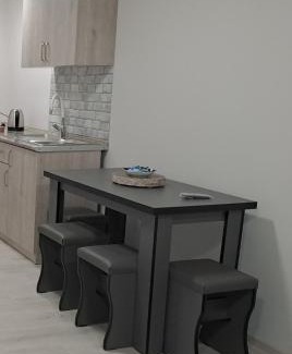 Gyumri Apartment | Highly Rated Nanayi Guest House with Family-Friendly Amenities