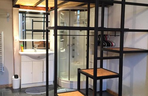 Malzeville Apartment | Convenient Nancy Malzeville F1 with Terrace Near Old Town