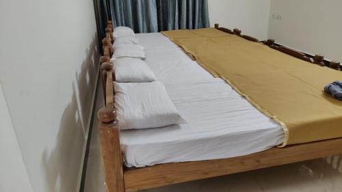 Kuvempu Nagara Apartment | Discover Nandan Elite: Pet-Friendly and Family Welcoming