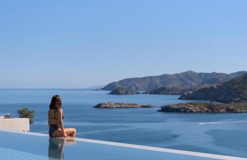 Bali Villa | Experience Infinite Blue at Nandana Villa - 4-Star Retreat
