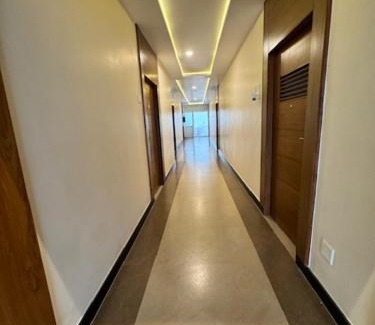 Udumalaipettai Hotel | Nandha Grande Elite