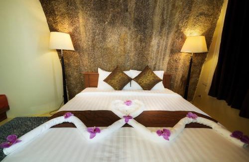 Koh Tao Resort | Oceanfront Bliss at Nangyuan Island Dive Resort