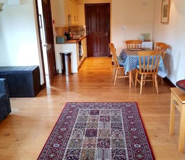 Rathwire Apartment | Family-Friendly Nanny Quinn's Apartment with Dining Options