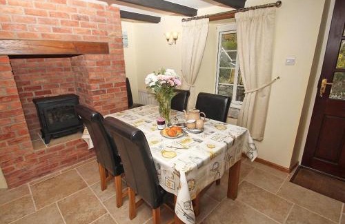 Maenporth House | Cozy Nanparra Cottage: Child-Friendly Stay with 9.4 Rating