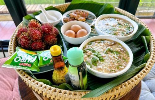Pua House | Discover Comfort at น่านศิลารมย์ with Hot Tub Access
