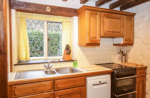 Llanrwst Cottage | Family-Friendly NANT COTTAGE in Beautiful Betws-Y-Coed