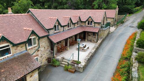 Acrefair House | Pet-Friendly Retreat at Nant Ucha Farm - Rated 9.4/10!