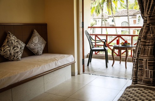 Betalbatim Hotel | Relax at Nanu Beach Resort and Spa - 4-Star Family Getaway