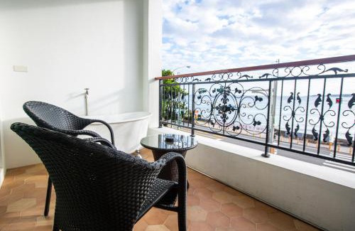 South Beach Hotel | Seaside Escape at Nanwan Station - Oceanfront Family Retreat