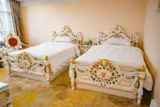 Tianhe Hotel | Discover Nanyang King's Gate Hotel: Family-Friendly Retreat