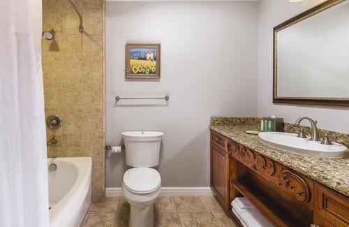 Napa Resort | Exceptional Napa Valley Resort Studio with Spa & Pool Access