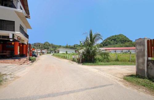 Krabi Hotel | Cozy Stay at OYO 1122 Napas House with Breakfast Included