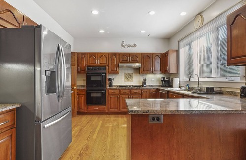 Naperville House | Convenient Naperville FHS Rental with Family-Friendly Perks