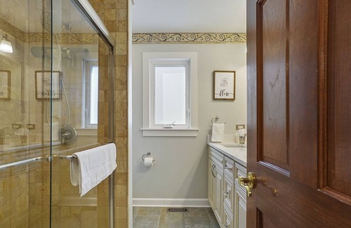 Naperville House | Naperville Rental - Harmony Ct