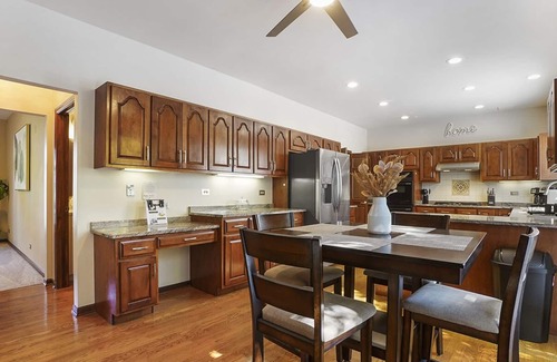 Naperville House | Naperville Rental - Harmony Ct