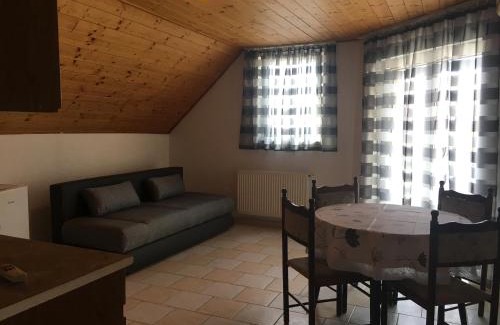 Tiszafured Apartment | Inviting Napház Apartman with Pool and Fireplace