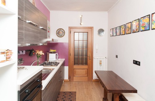 Vanchiglia Apartment | Pet-Friendly NAPI HOUSE: Central Apartment with Spa & Breakfast