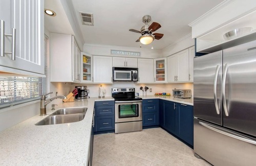 East Naples House | Beachfront 3-Bedroom House with Pool & Tiki Bar Oasis