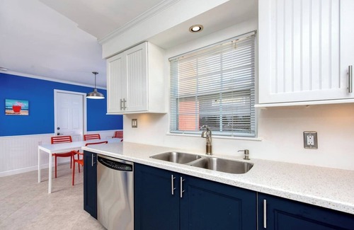 East Naples House | Beachfront 3-Bedroom House with Pool & Tiki Bar Oasis