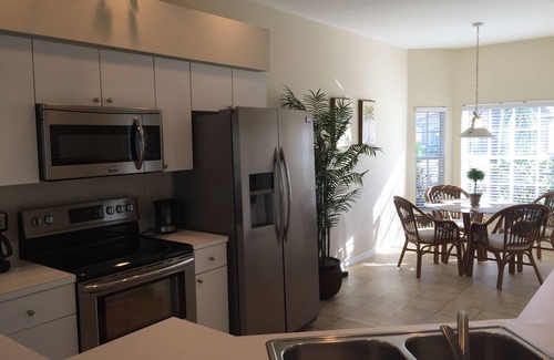 Falcons Glen House | Naples Lely Resort: Villa Home with Pool and Ocean Views