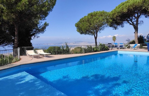 Ercolano House | Unforgettable Views from Vesuvius: Oceanfront Retreat