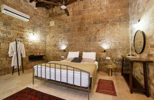 Acre Old City Bed & Breakfast | Pet-Friendly Napoleon Suites: Highly Rated at 8.6/10
