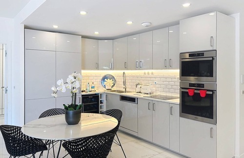 Golfe Juan Apartment | Napoleon Two Bedroom Apartment - Sleeps 4, 10/10 Rated