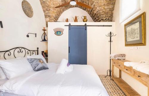 Acre Old City House | Napoleon Hotel: Rooftop Terrace & Family-Friendly Stay