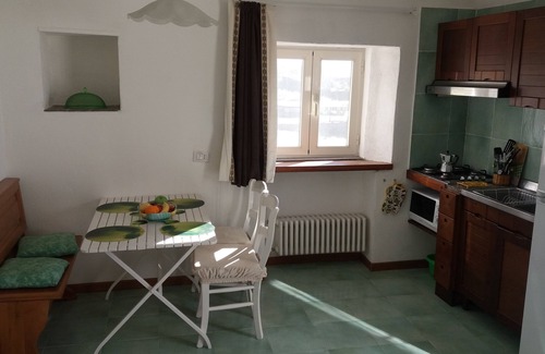 Ercolano House | Experience Napoli with Ocean Views from Vesuvio 2