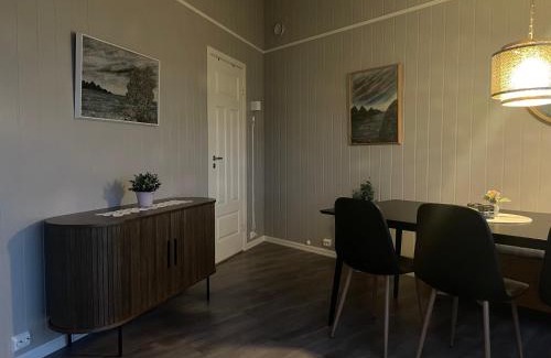 Flakstad House | Seaside Retreat: 4-Star Family-Friendly Haven