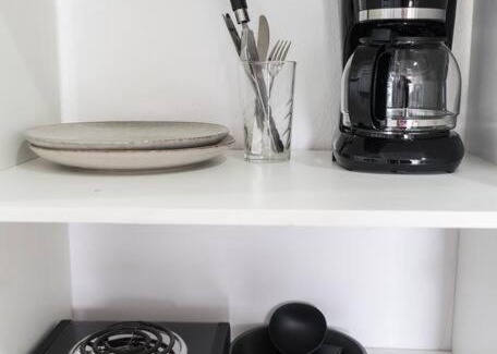 Rio Segundo Apartment | Budget-Friendly NAPPO Room 2 - Pet Friendly & Near Airport
