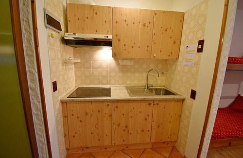 Palu Apartment | Inviting NARDIS 15 Studio Apartment with Family-Friendly Perks