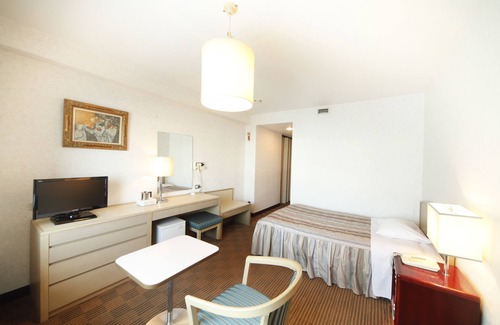 Narita Hotel | Convenient Stay at Narita Airport Rest House with Breakfast