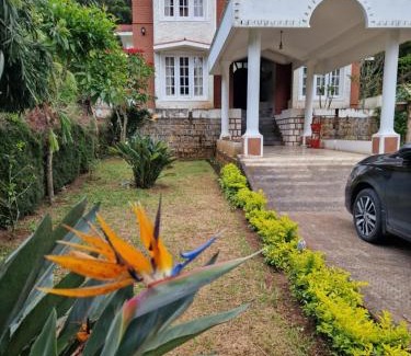 Ketti House | Discover Narmada Holiday Home: Family-Friendly Retreat