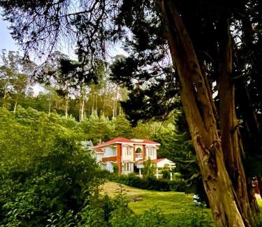 Ketti House | Discover Narmada Holiday Home: Family-Friendly Retreat