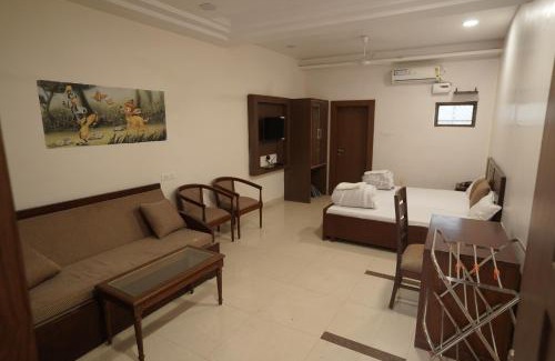 Jabalpur Resort | Narmada vatika