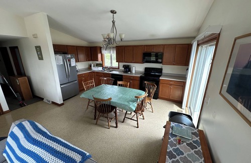 Eastward Look House | Beachside Retreat in Narragansett RI with Ocean Views