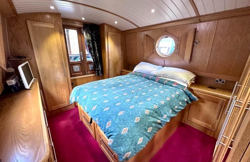 Ellemford Other | Pet-Friendly Narrowboat and Moorings in Edinburgh